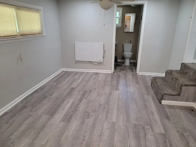 XL bedroom