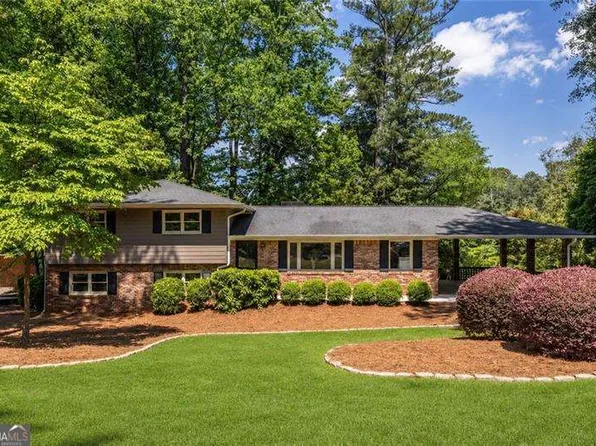 1684 Cartwright Ct, Decatur, GA 30033