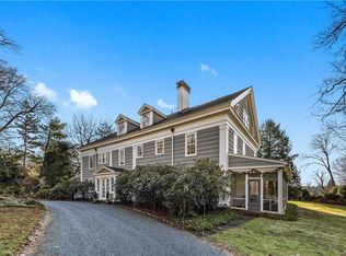 24 Harris Rd, Katonah, NY 10536