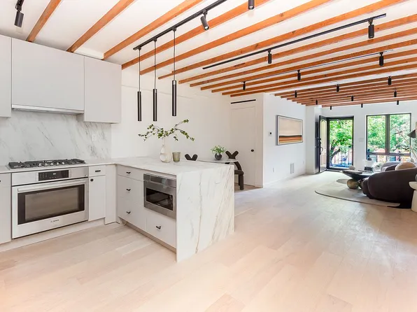 974 Bergen St #2, Brooklyn, NY 11216