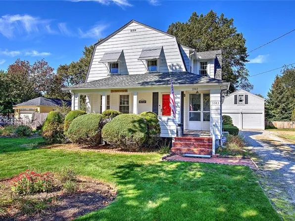 3383 W Shore Rd, Warwick, RI 02886