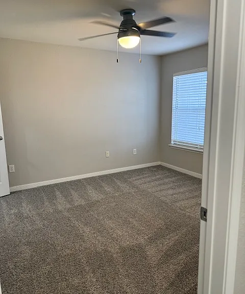 Wyndham Apartments — Photo 17