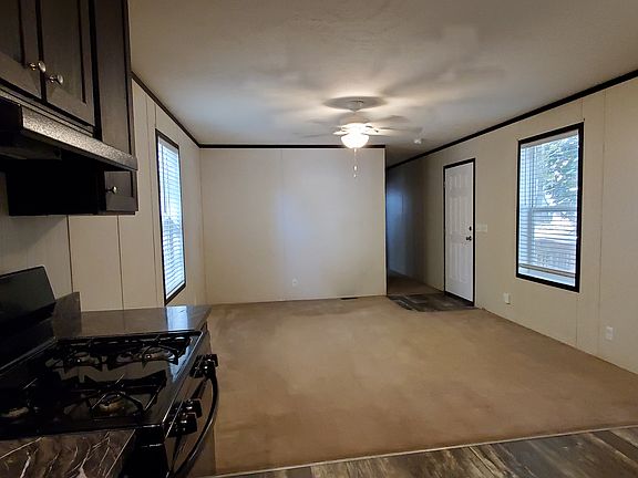 3rd image of 1221 W Jason Way #48-1