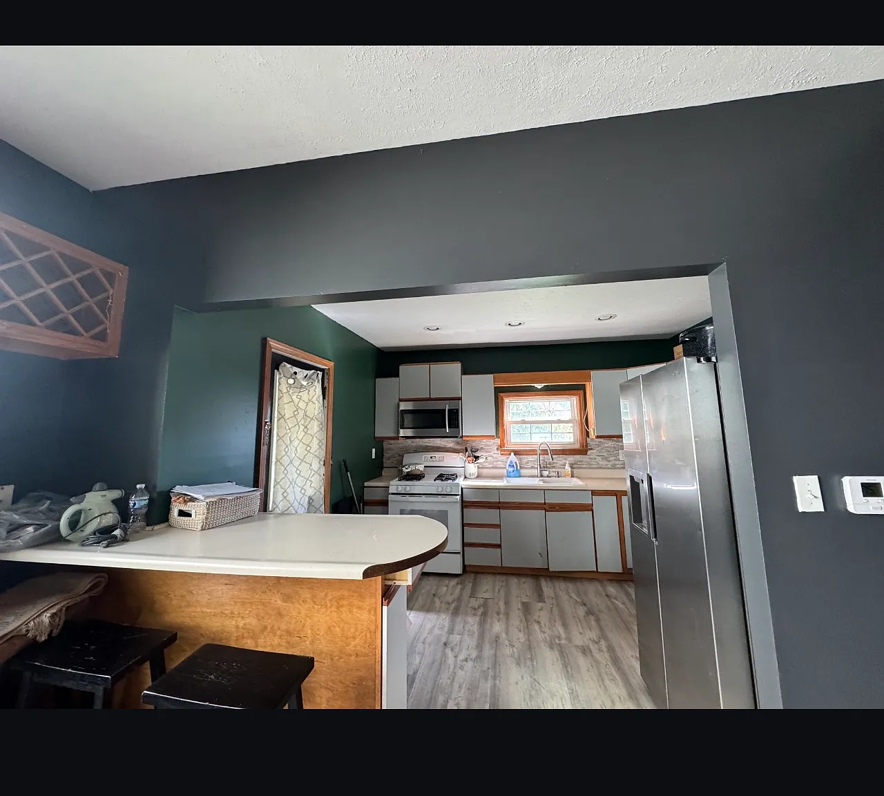 154 Thorn St — Photo 3
