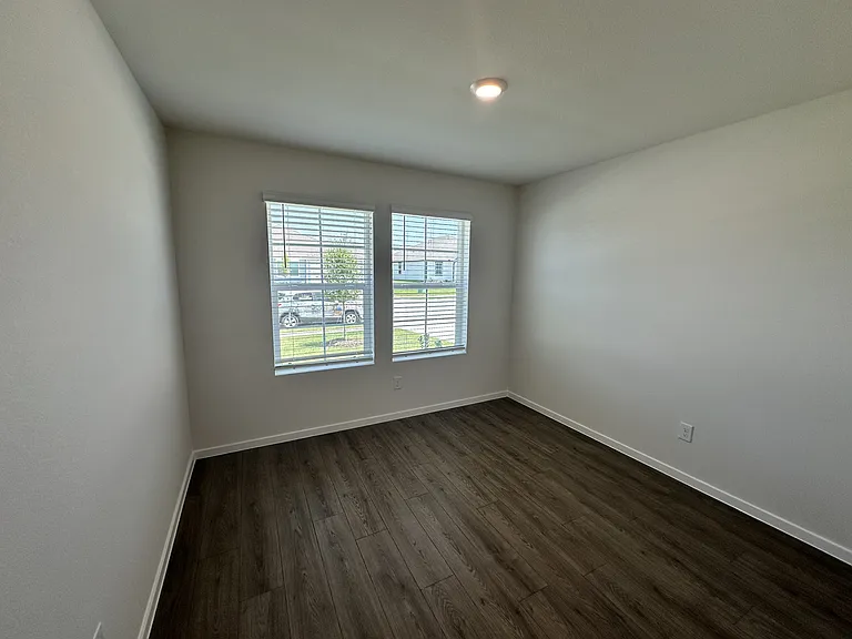 503 Northern Red Dr — Photo 10
