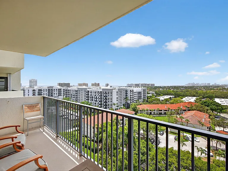3200 Port Royale Dr N #1205 — Photo 29