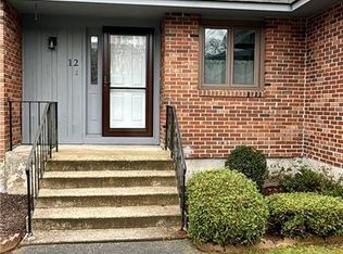 32 Upper Pattagansett Rd UNIT 12, East Lyme, CT 06333