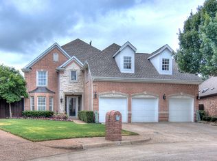 3740 Park Pl, Addison, TX 75001