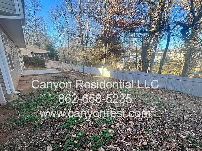 223 Julian Pond Ln — Photo 22
