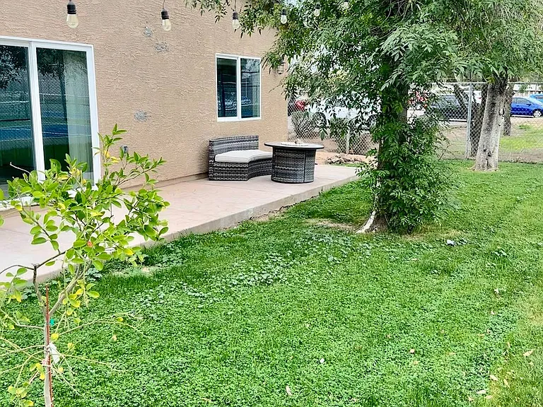 1847 W Juanita Ave — Photo 29