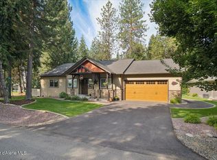 21657 N Medallist Ct, Rathdrum, ID 83858