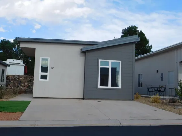 107 Black Rock Rd, Hurricane, UT 84737