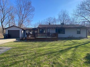 2974 Pipestone Rd, Benton Harbor, MI 49022
