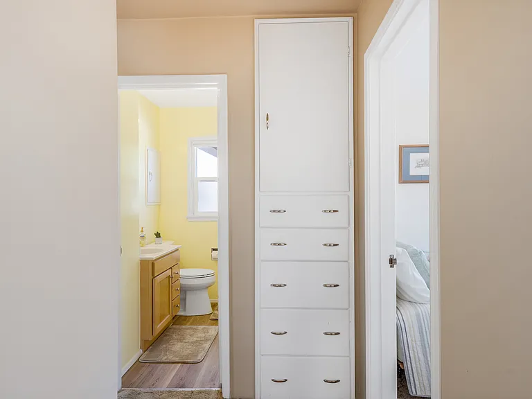 4807 Foxenwood Ln — Photo 11