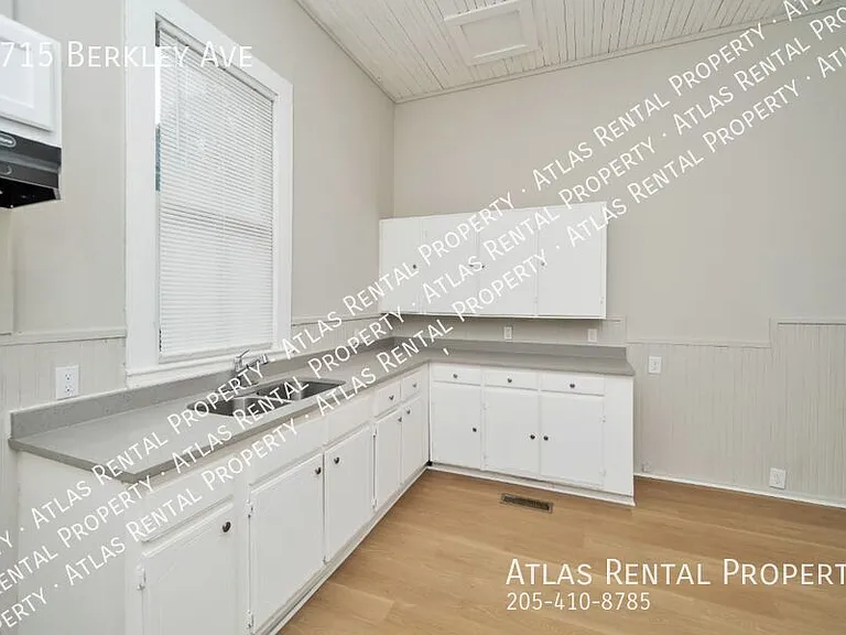 1715 Berkley Ave — Photo 18