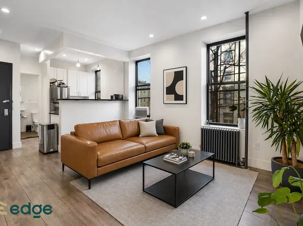 1684 Woodbine St #3B, Ridgewood, NY 11385