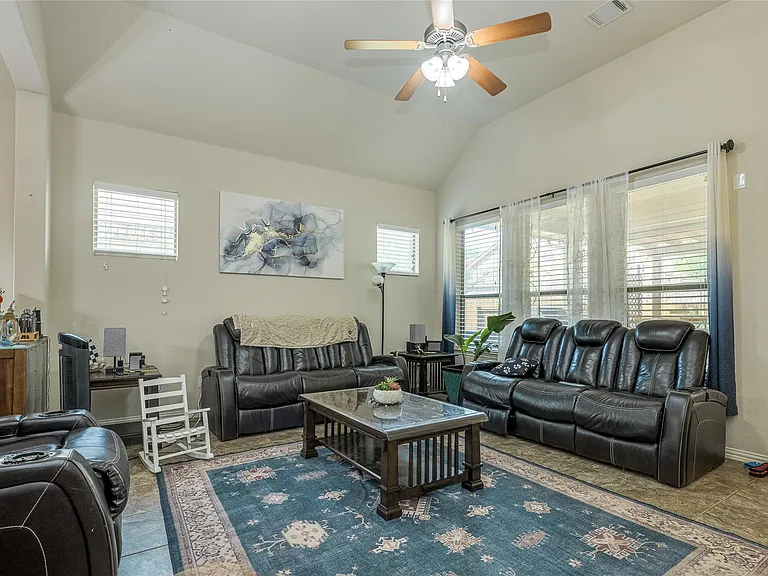 2732 Marshall Trl — Photo 13