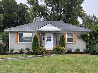 3024 Taylor Dr, Clarksville, IN 47129