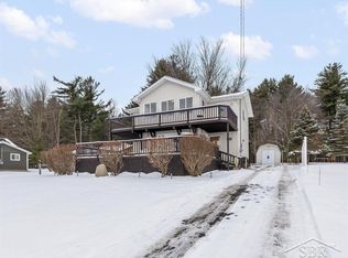 4563 N Verity Rd, Sanford, MI 48657