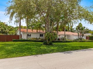 9780 SW 118th St, Miami, FL 33176