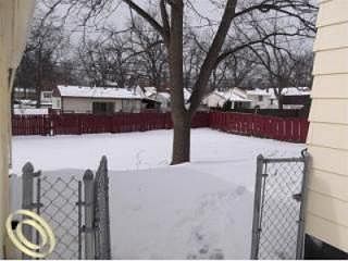 3rd image of 162 Pioneer Ave