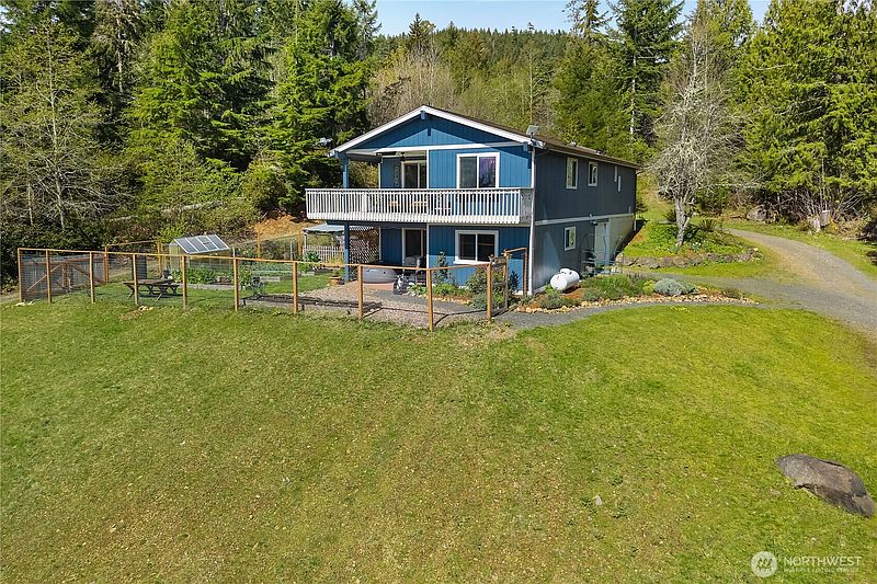 5th image of 835 Pollock Drive