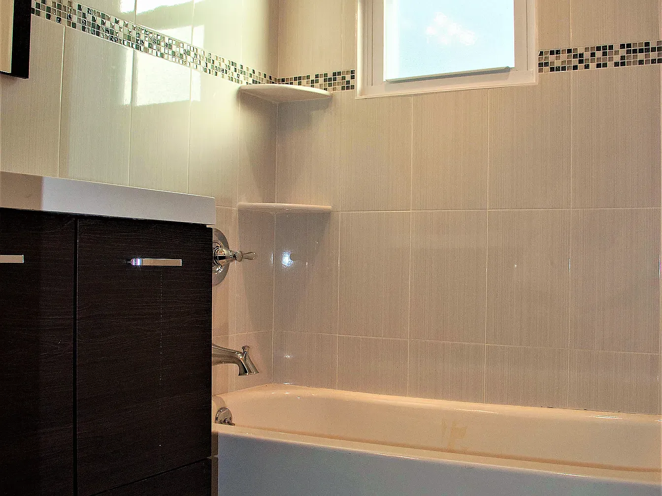 2 bed, 1616 sqft, $2,300 — Photo 4