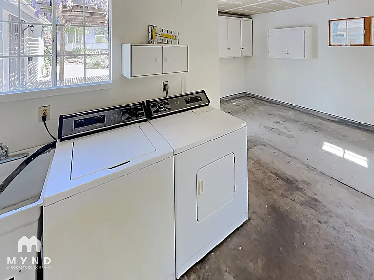 10924 Barranca Dr — Photo 27