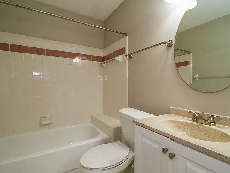 9619 Bandelier Dr — Photo 13