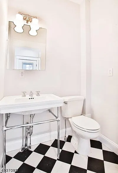 3 bed, 1.5 bath, $3,350 — Photo 4
