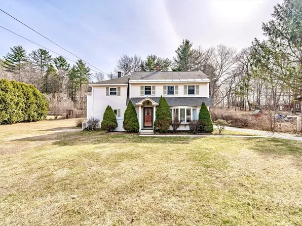 134 Huntington Rd, Russell, MA 01071