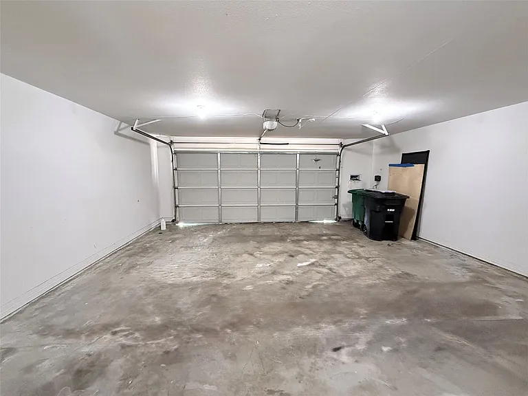 1611 Potomac Dr — Photo 32