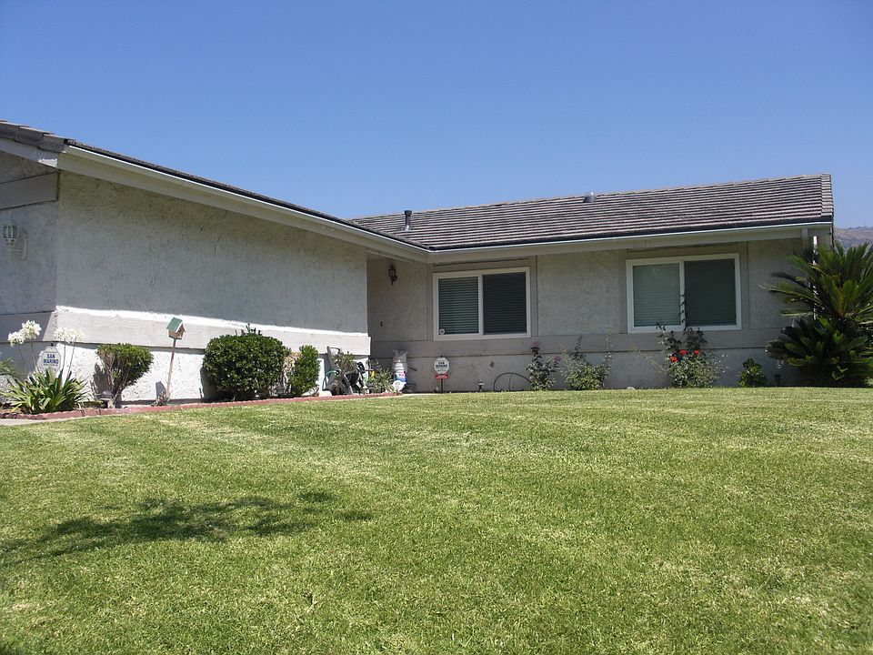 2nd image of 891 Canyon View Dr