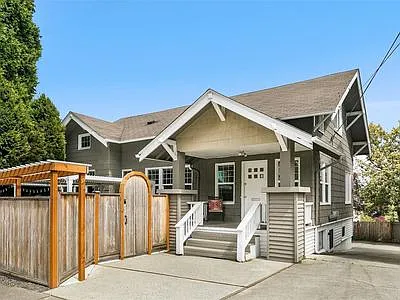 9 bed, 2.5 bath, 3010 sqft, $10,800 — Photo 2