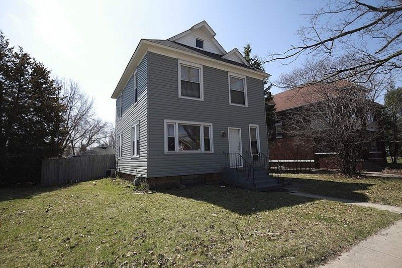 1st image of 1507 15th Ave