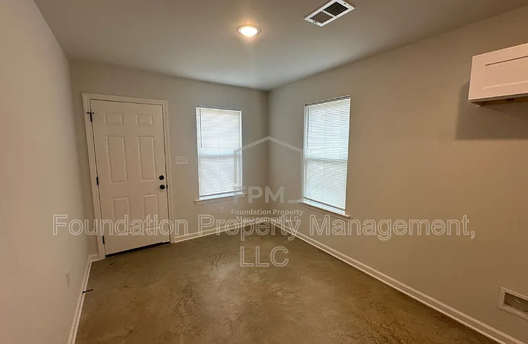 311 Westree St — Photo 7