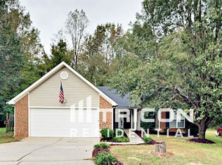 1206 Grass Meadows Ct, Charlotte, NC 28216