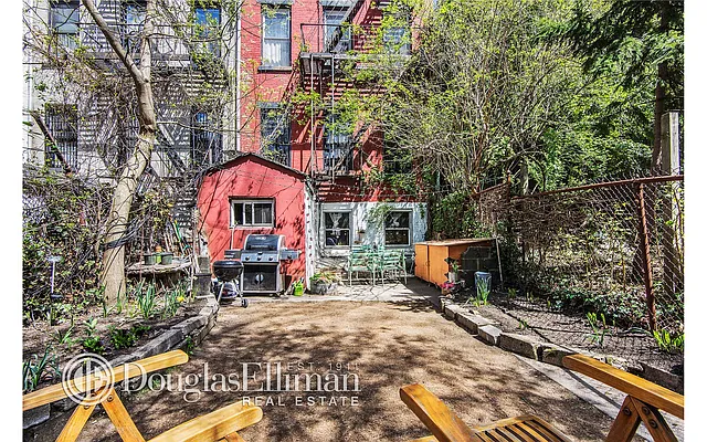 Rented by Douglas Elliman | media 23