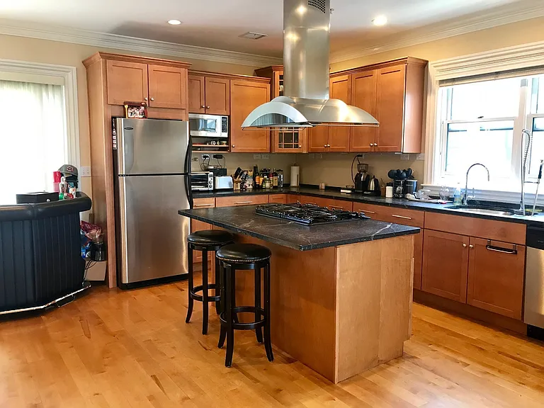 360-362 Dorchester St #3 — Photo 2