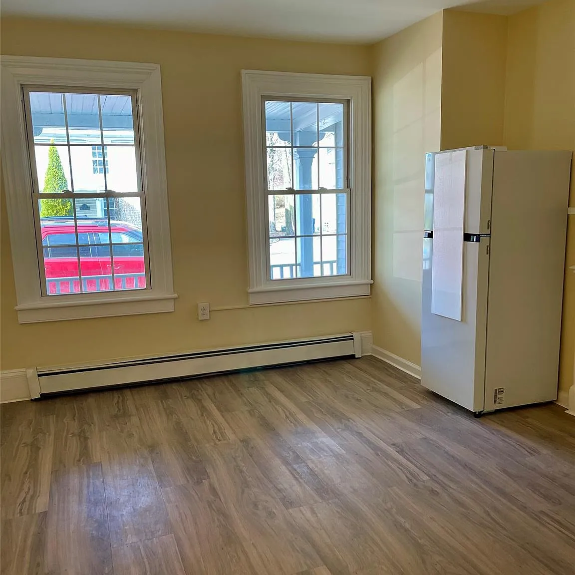 2 bed, 1.0 bath, 800 sqft, $1,900 — Photo 4