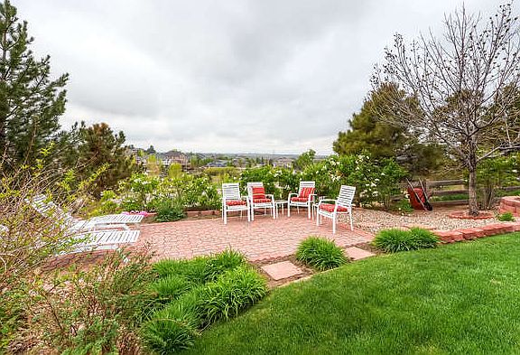 RELAX, SUNTAN, READ.....