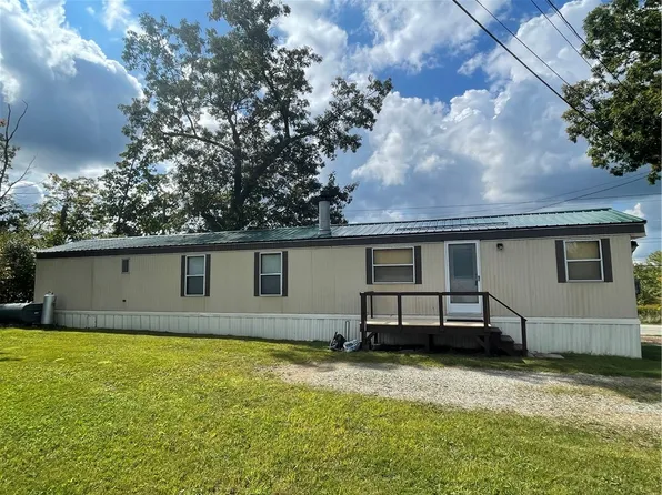 100 Schnur Ln, Champion, PA 15622