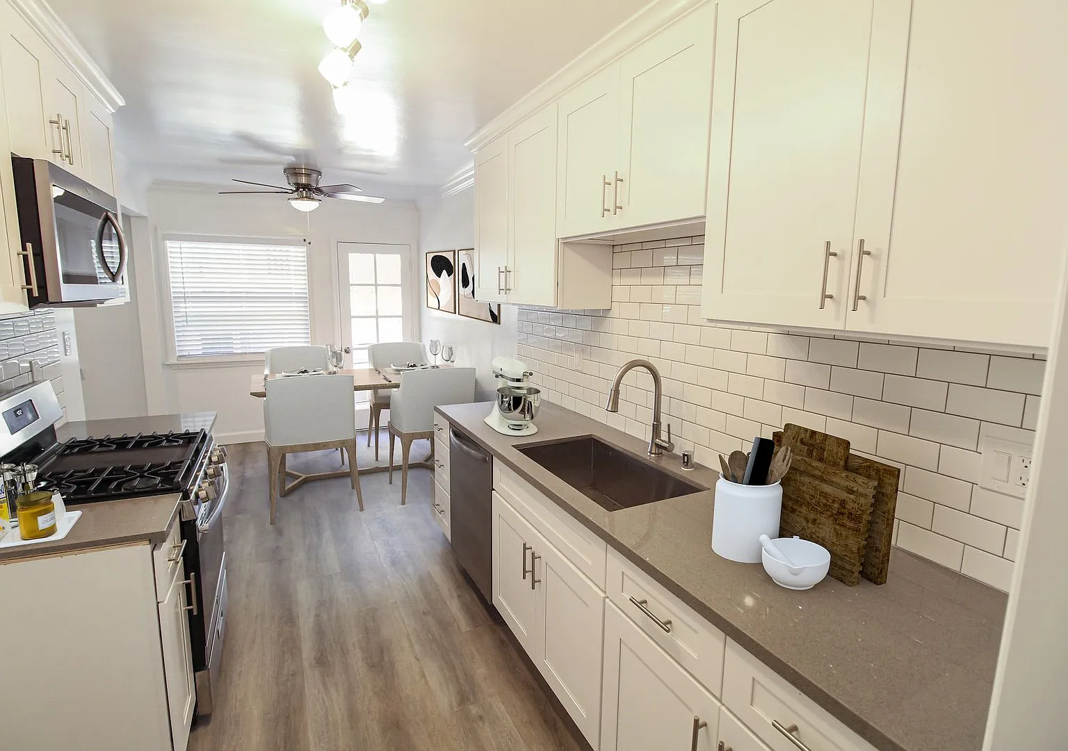 3131 Bagley Ave — Photo 4