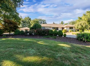 3007 E Oakland Ave, Bloomington, IL 61704