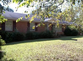 2714 Carey Rd, Kinston, NC 28504