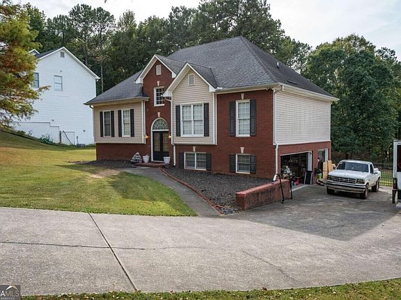 2nd image of 44 Ivy Chase Way NW