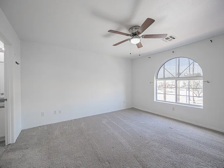 11595 W Holly St — Photo 18