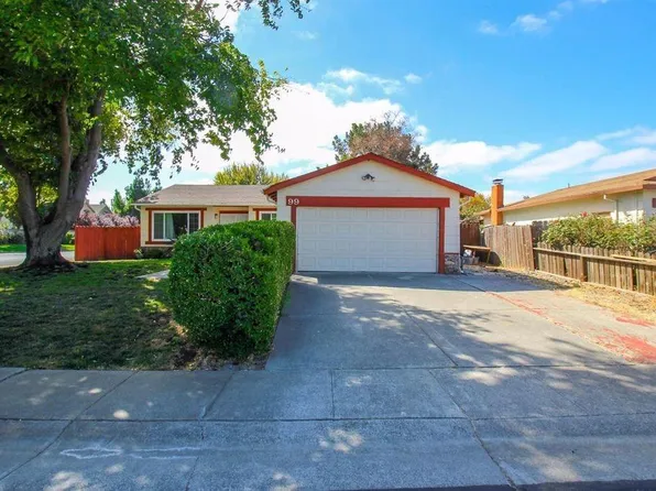 99 Coral Ln, Suisun City, CA 94585