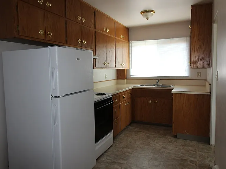 1825 9th Ave S #4 — Photo 8