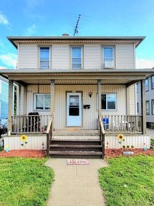 1417 Carl Ave, Sheboygan, WI, 53081